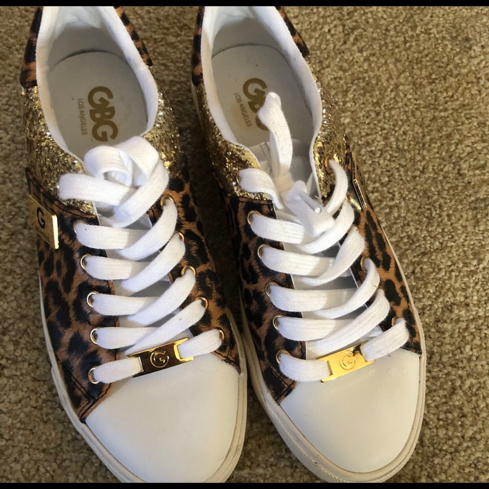 GBG Leopard Print Tennis Shoes Women’s Size 8